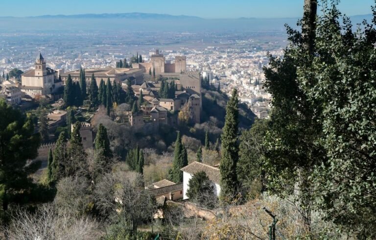 The Fall of Granada 1492: Spain's End to Centuries of Al-Andalus Rule