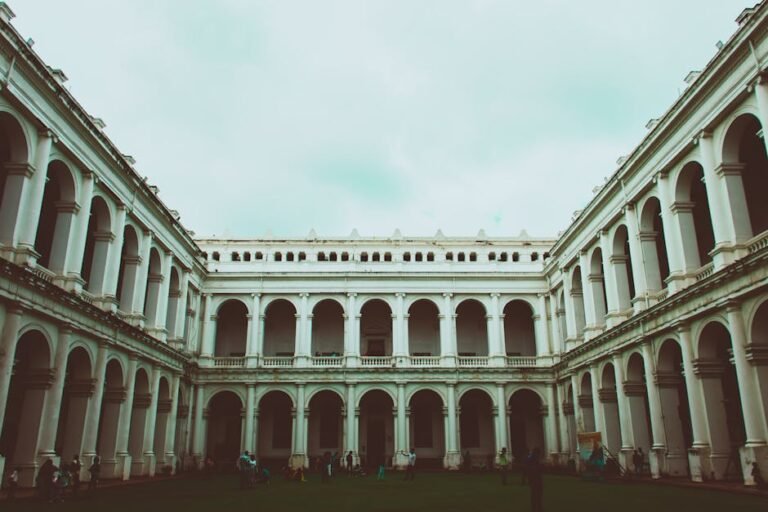 The Thuggee Cult: Unveiling the Colonial Lies Behind a Dark Indian Legend