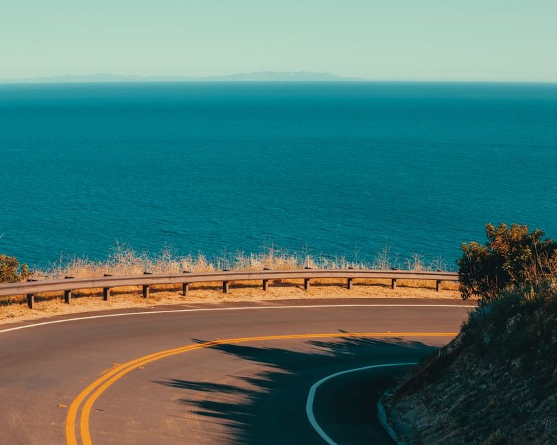 The Ultimate California Road Trip Guide: Scenic Routes & Essential Tips